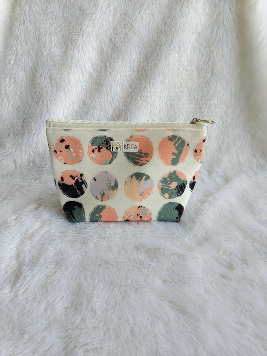 Compact caryy all pouch